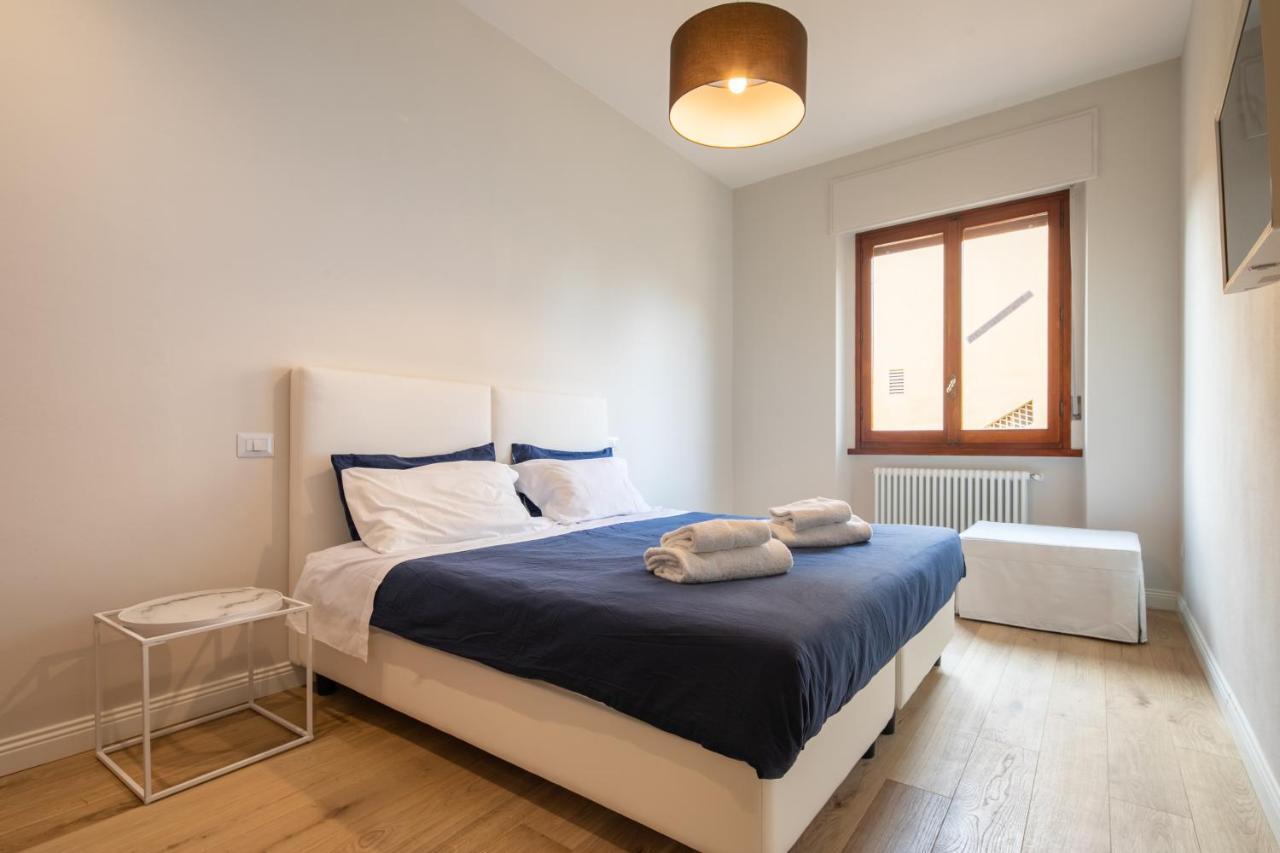 Ponte Vecchio White By Mmega Appartement